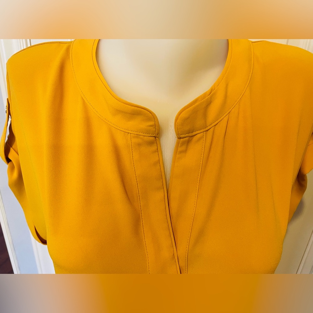Ann Taylor Lovely Women Drop Shoulder Popover Blouse .Sz PM.Excellent Condition!
